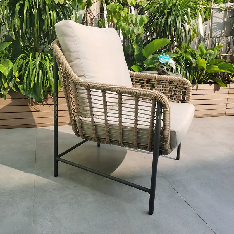 Outdoor PE Rattan Garden Balcony Table And Chair