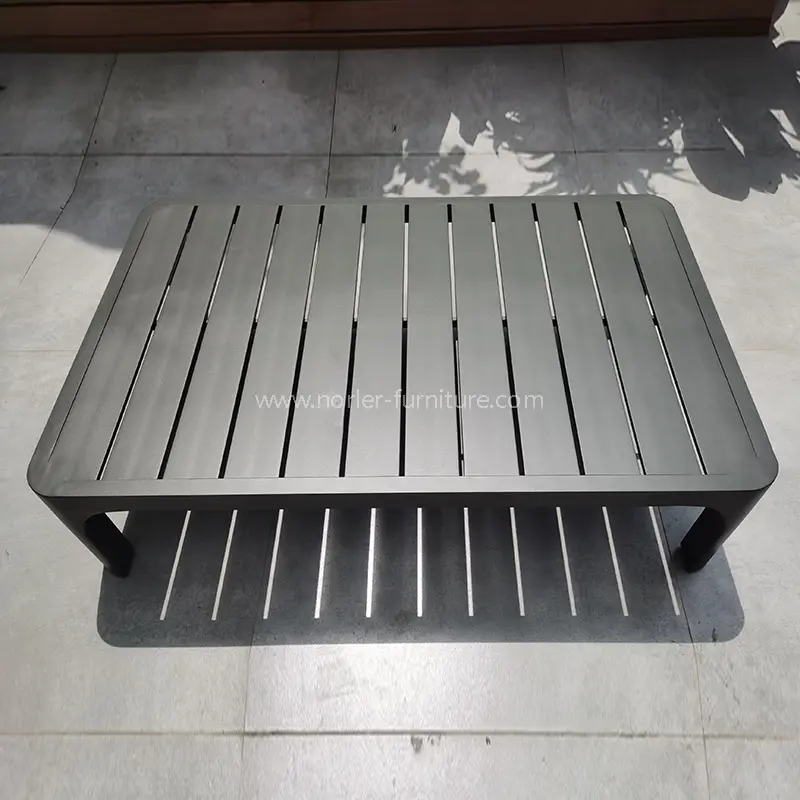 Outdoor Minimalist Handmade Pe rattan Aluminium Frame Stibadium