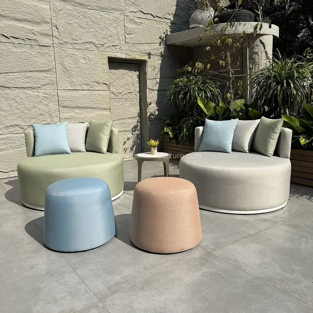 IMPERVIUS hortus velit Seater Ottoman